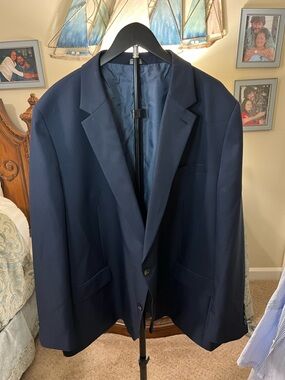 Haggar Navy Sport Coat with Subtle Patterned Pocket Detail